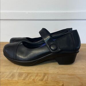Abeo Cate‎ small heel leather Mary Janes dancing shoes size 10 (fit like 10.5)